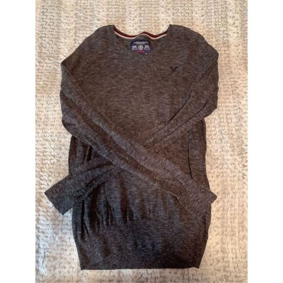 AEO Sweater  - Picture 3 of 6